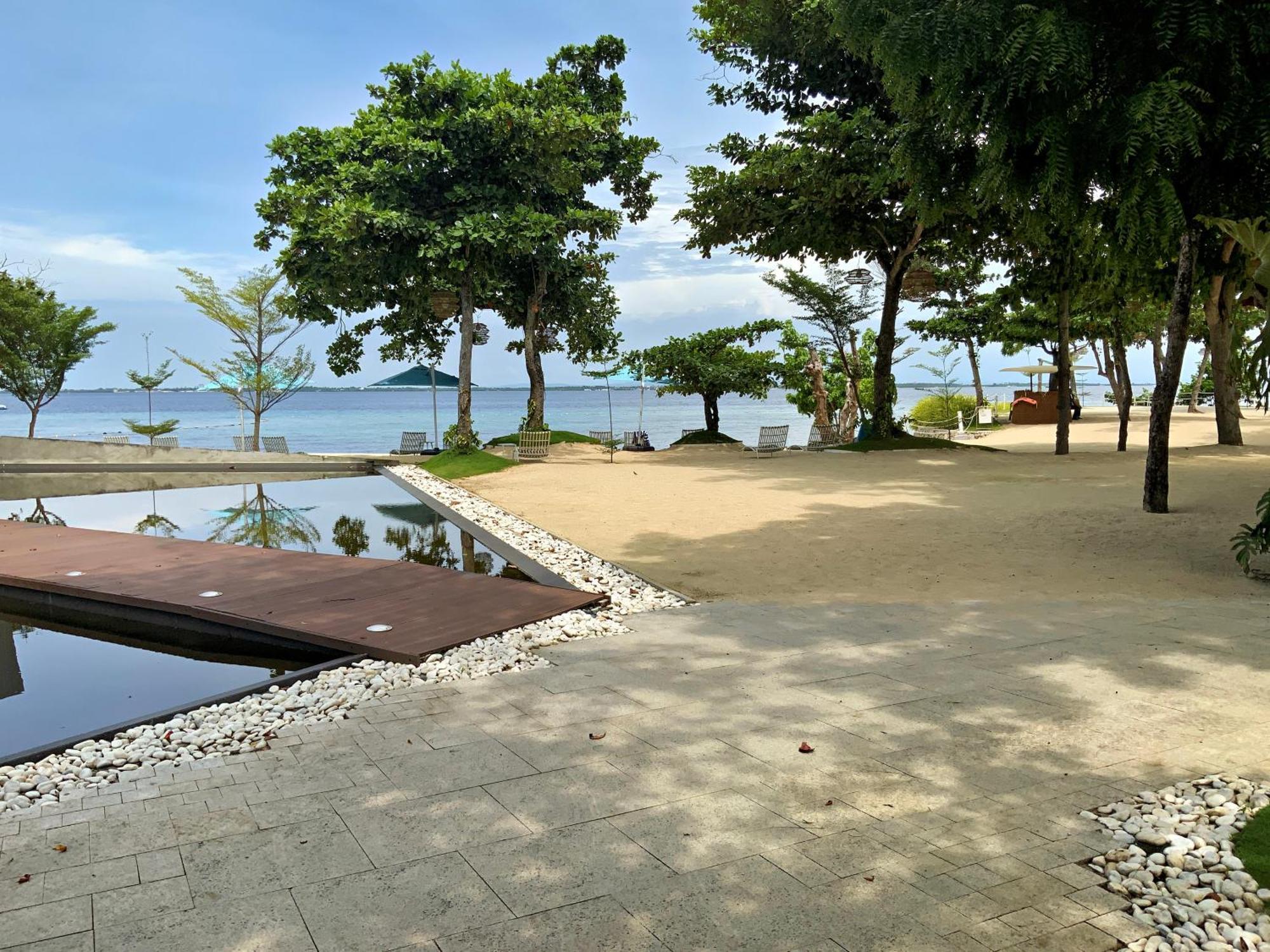 Dominiks Stylish Resort Gem Ocean View Pool Queen Bed At Tambuli 8 Floor Fast Wifi Lapu-Lapu City Exterior foto