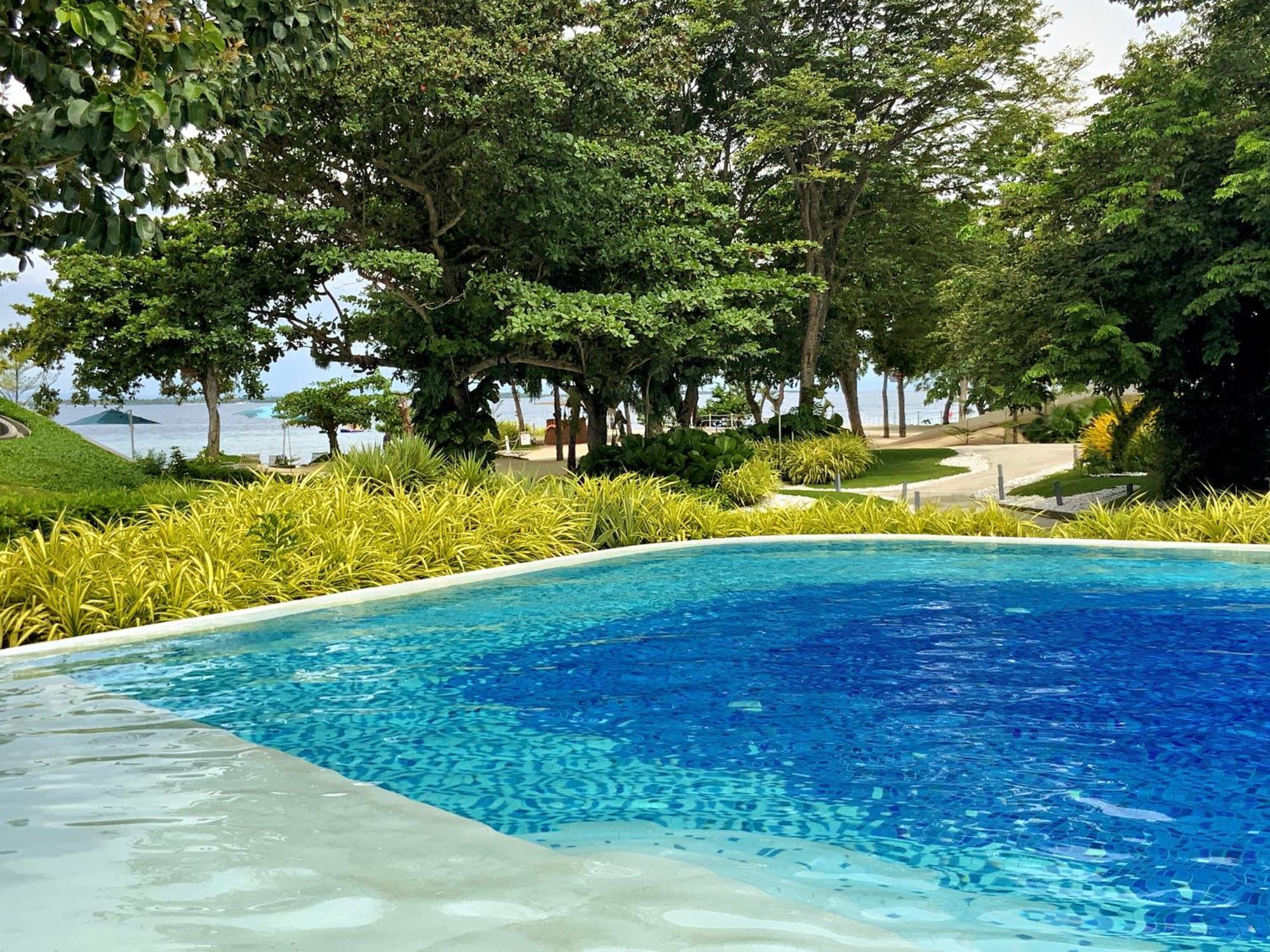 Dominiks Stylish Resort Gem Ocean View Pool Queen Bed At Tambuli 8 Floor Fast Wifi Lapu-Lapu City Exterior foto
