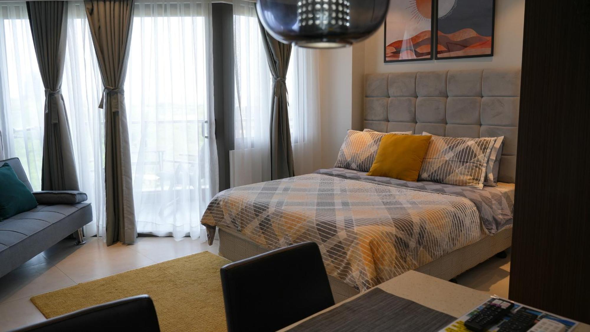Dominiks Stylish Resort Gem Ocean View Pool Queen Bed At Tambuli 8 Floor Fast Wifi Lapu-Lapu City Exterior foto